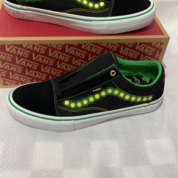 Vans Olds skool Pro collaboration with shake  junt - Picture 2 of 10